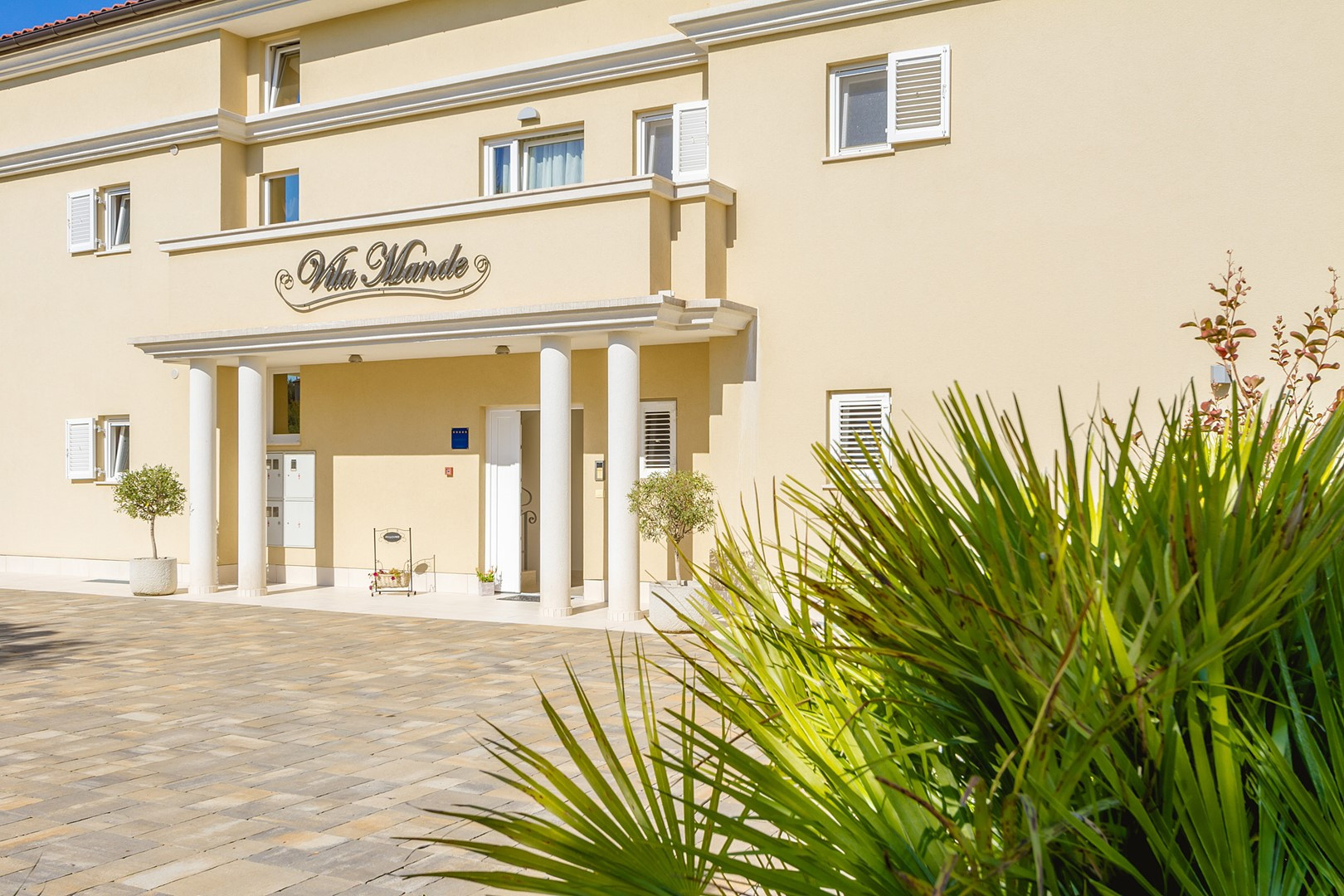 Luksuz i komfor na Krku - za va&scaron; istinski odmor, NTS Villas and Apartments Malinska